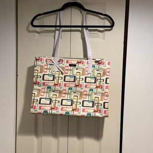Kate Spade New York. Off White Tote Shoulder Handbag.